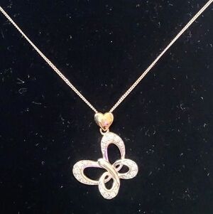 Elegant 925 Silver Butterfly Pendant Necklace With Crystal Accents 18"